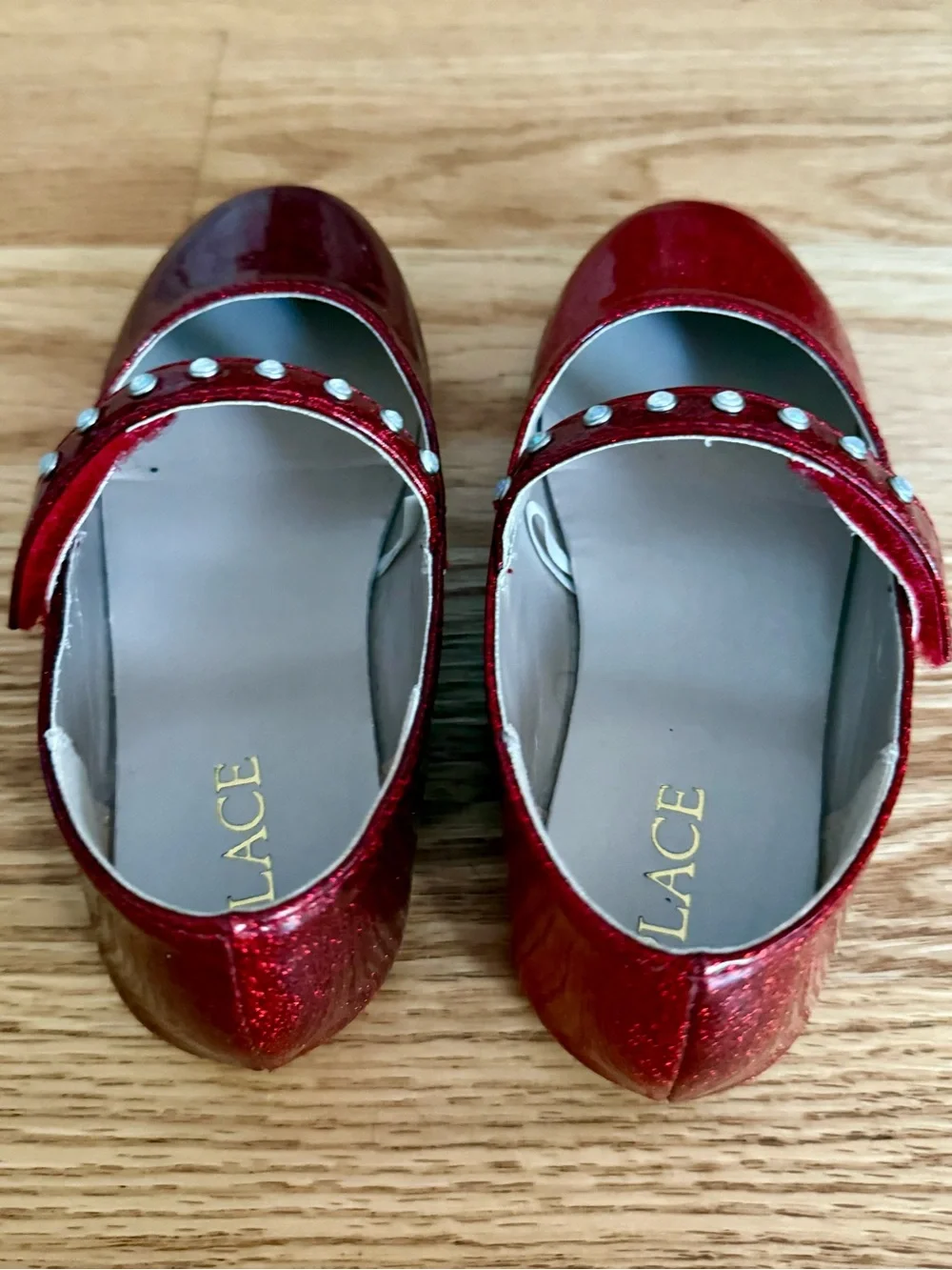 The Children’s Place Girls Red Glitter Mary Jane Flats with Pearl Strap, Size 9